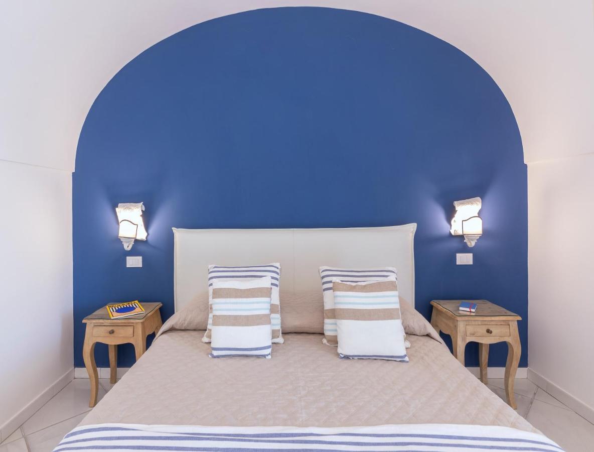 Villa Dei Lecci - 7 Luxury With Private Pool Or Jacuzzi Forio di Ischia