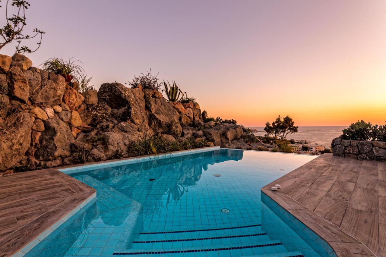 Dei Lecci - 7 Luxury With Private Pool Or Jacuzzi Villa *