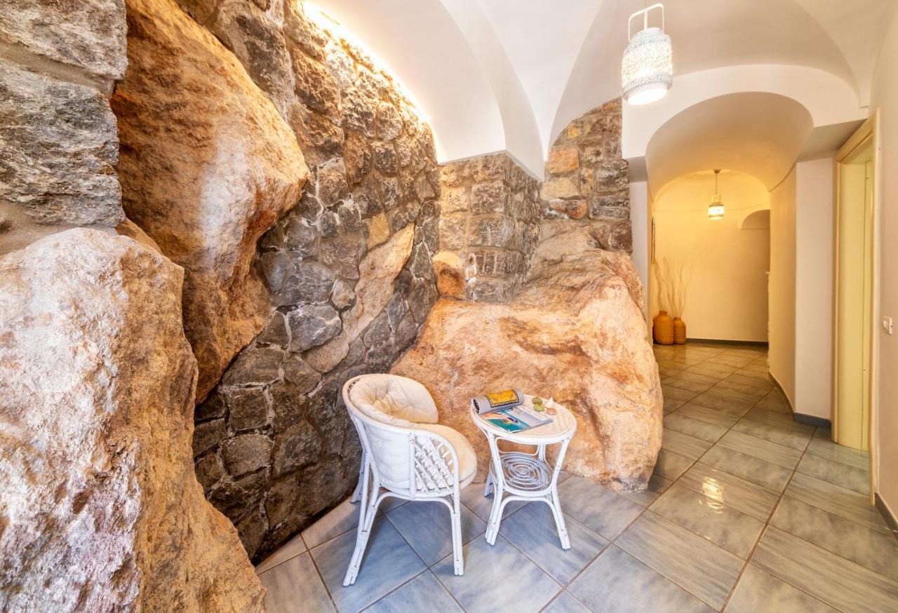 Dei Lecci - 7 Luxury With Private Pool Or Jacuzzi