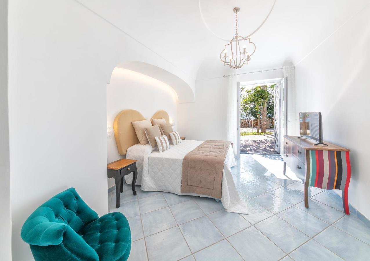 Villa Dei Lecci - 7 Luxury With Private Pool Or Jacuzzi Forio (Isola d'Ischia)