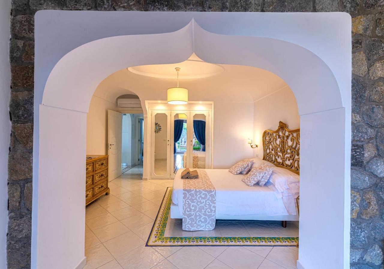 Dei Lecci - 7 Luxury With Private Pool Or Jacuzzi Forio (Isola d'Ischia)
