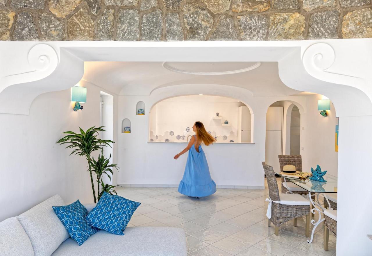 Dei Lecci - 7 Luxury With Private Pool Or Jacuzzi Villa
