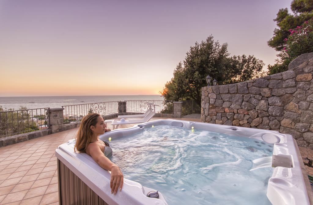 Dei Lecci - 7 Luxury With Private Pool Or Jacuzzi Villa *