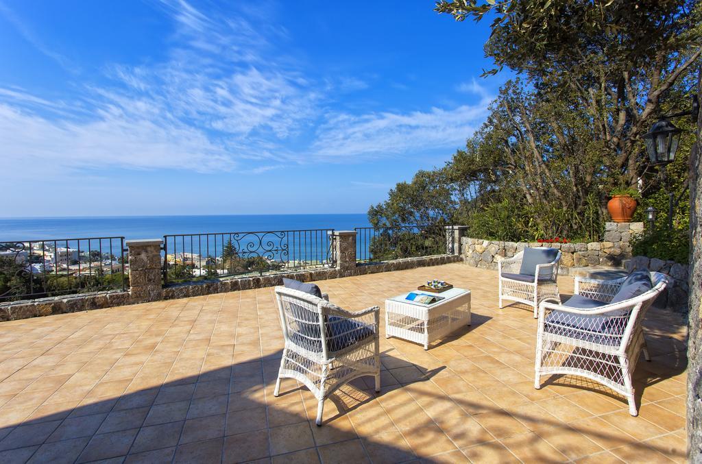 Villa Dei Lecci - 7 Luxury With Private Pool Or Jacuzzi Forio (Isola d'Ischia)